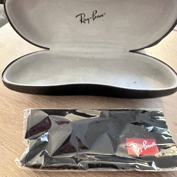 Ray Ban Hard Case for Sunglass Eyeglass Black Snap Front Minimalist - CASE ONLY - Picture 7 of 8